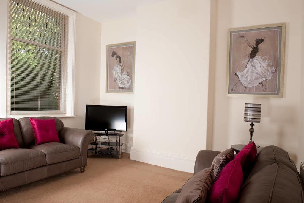 Harrogate Serviced Apartments Extérieur photo